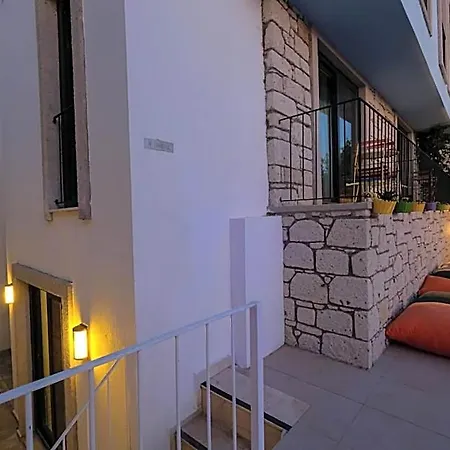Kybele Alacati Ciftlikkoyu